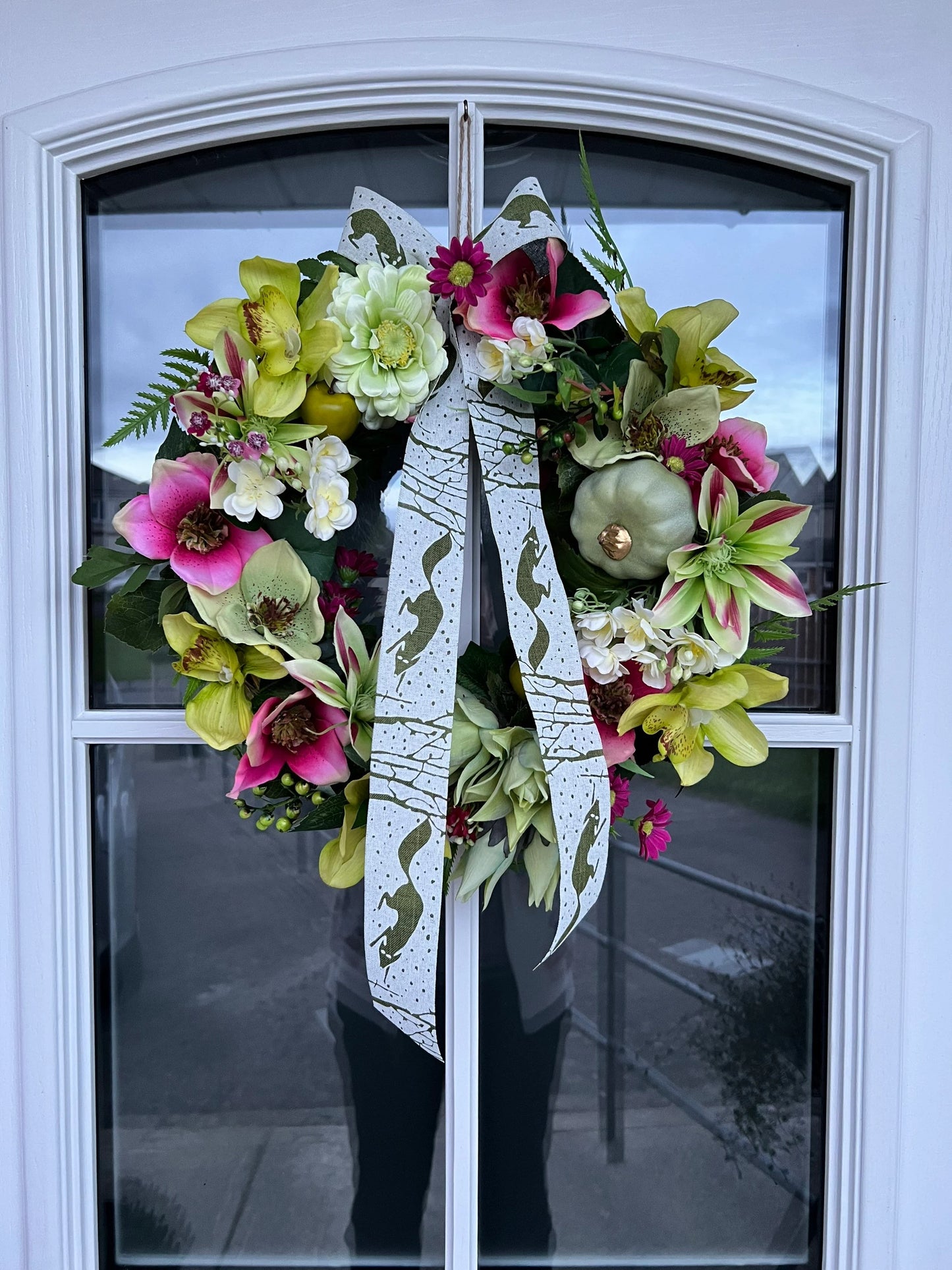 Summer/Autumn artificial flower wreath. Clematis Dahlia Pumpkin Anemone Daisies Baby’s breath Orchid Fern leaves Jasmine Berries